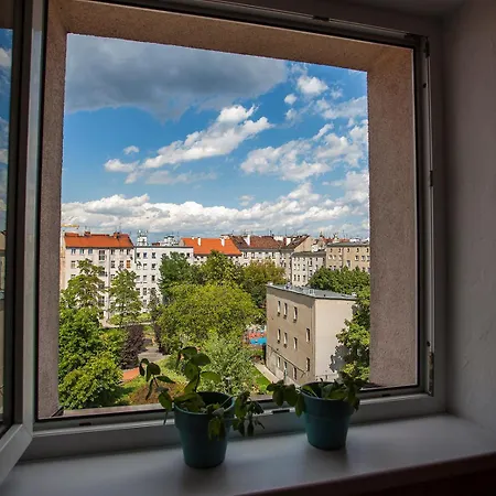 Green House Apartment
